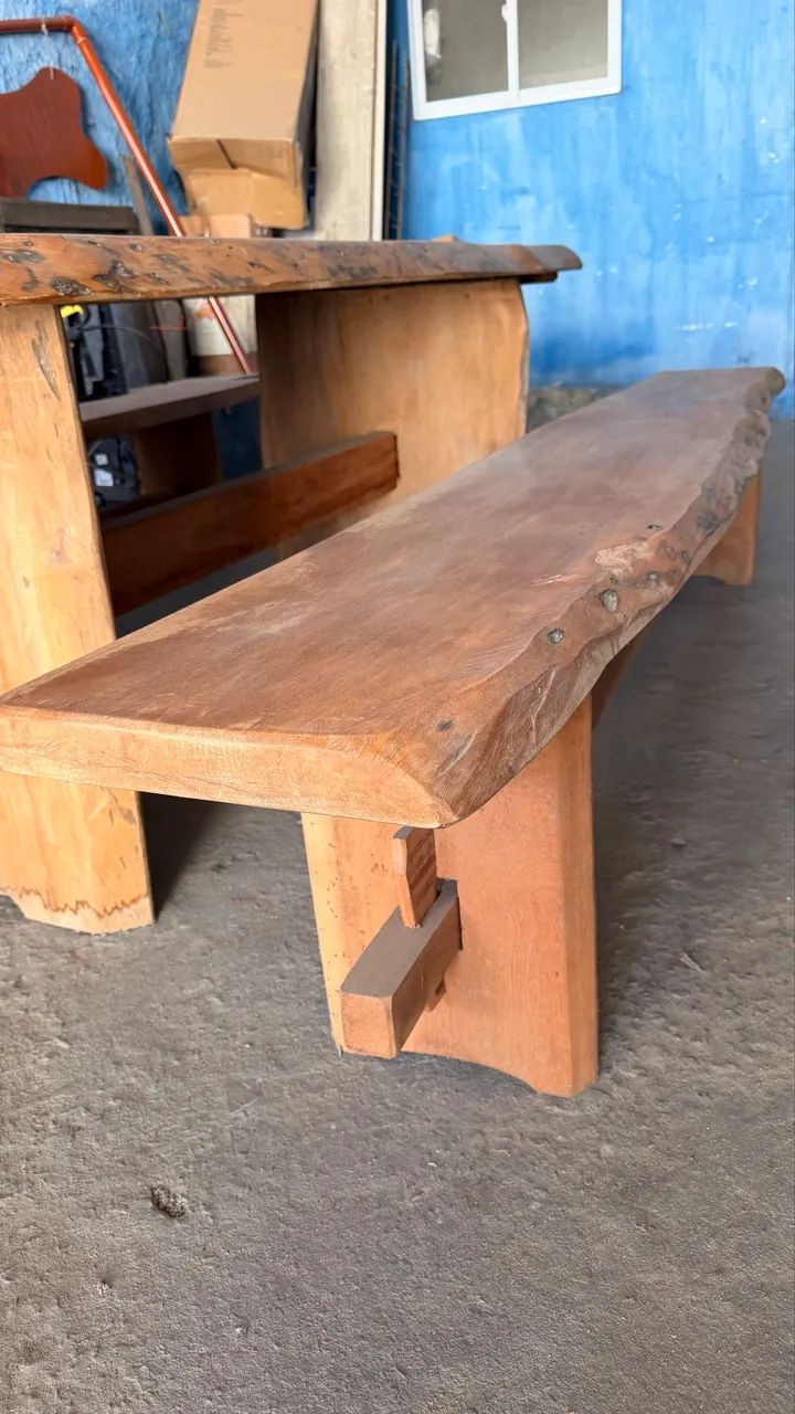 Mesa e bancos em madeira maciça  - Foto 4