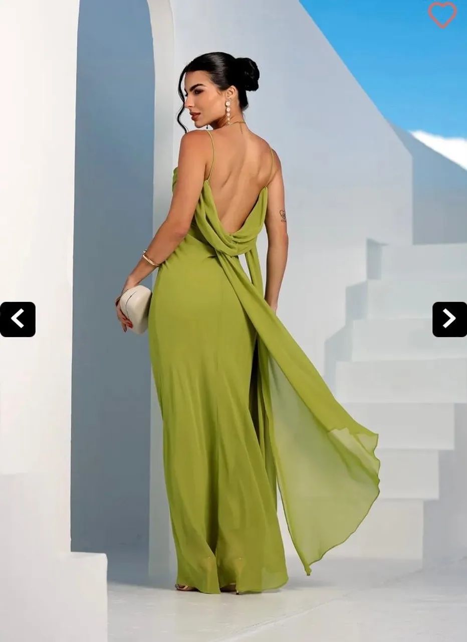 Vestido onlauri fluído c/ Decote meia taça verde - Foto 4