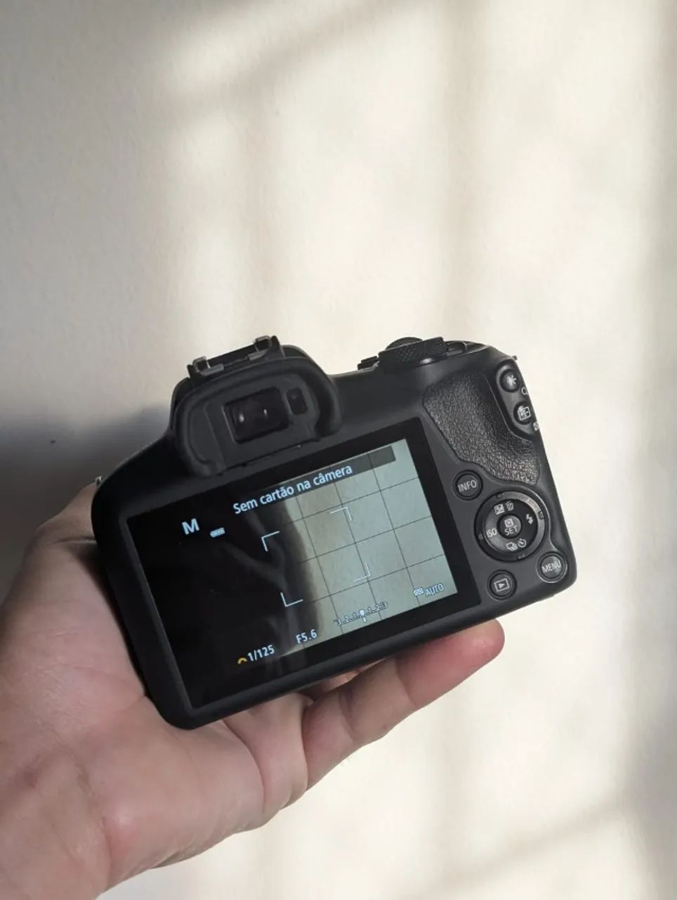Camera Canon Eos R100 Kit 18-45mm - Foto 3