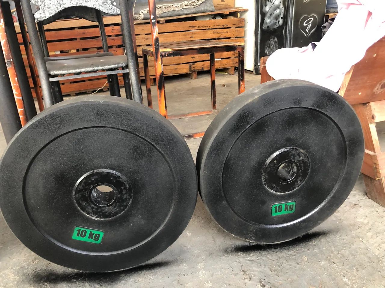 Jogo de anilhas e barra olímpica de CrossFit  - Foto 3