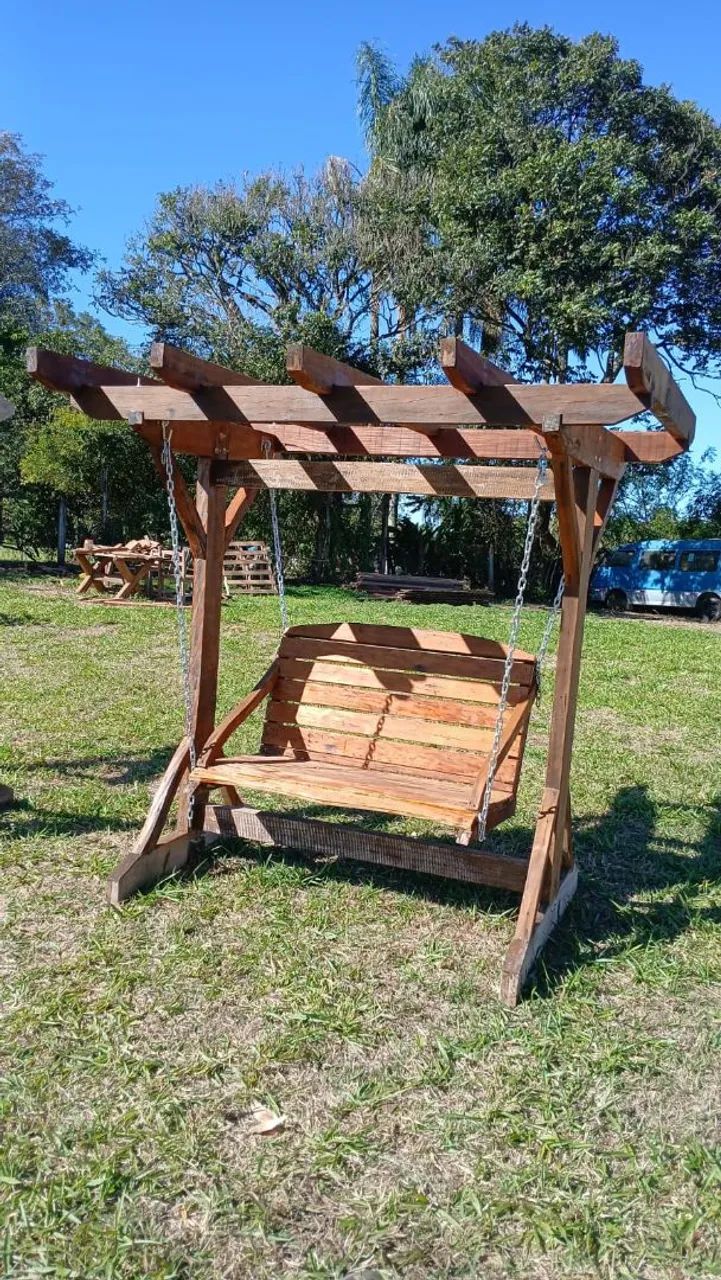 Vende Namoradeira em Pergolado