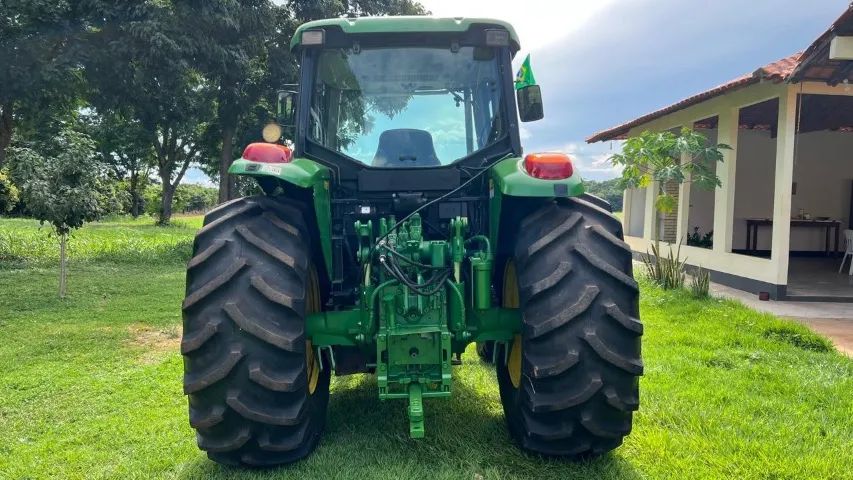 Trator John Deere 6.125J - 2016/2017 (com 6 implementos) - Foto 2