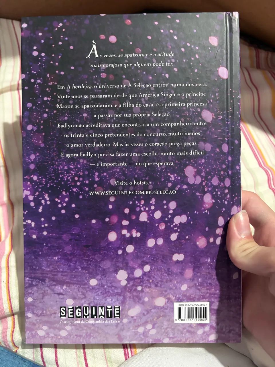 Livro: A Coroa e A Herdeira - Foto 3