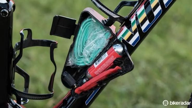 Bolsa XC BOX SWAT SPECIALIZED EPIC/CHISEL - Foto 3
