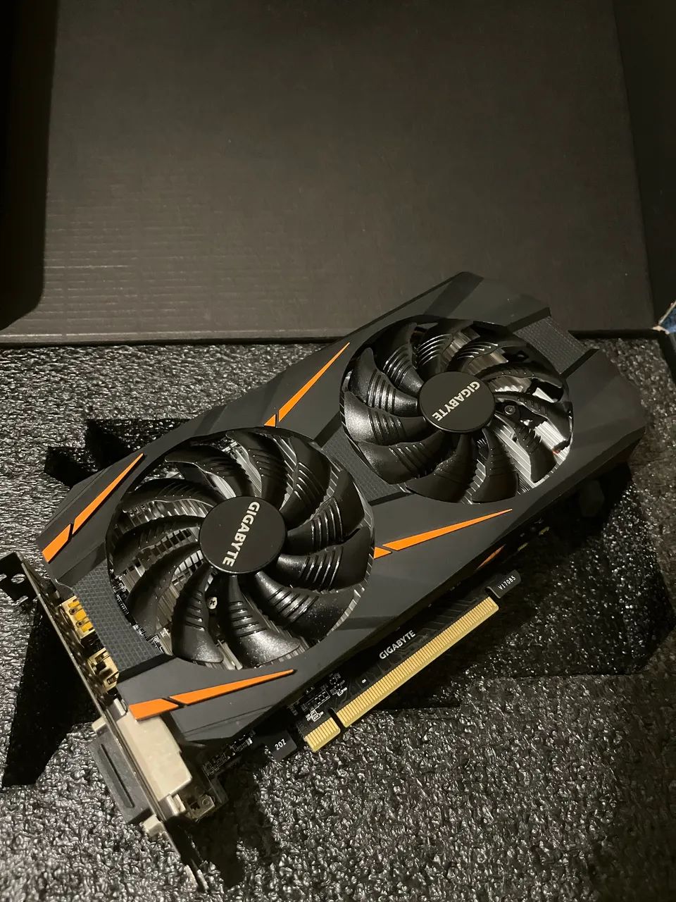 Placa de vídeo GTX 1060 6Gb Gigabyte 