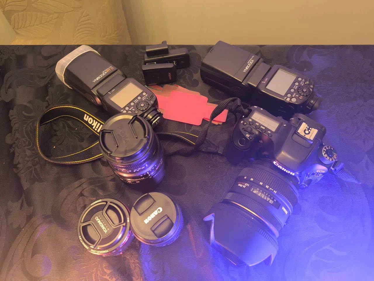 Kit 80d + 24-70 + 70-300 Sigma + 18-55 Canon + flash e filtros - Foto 5