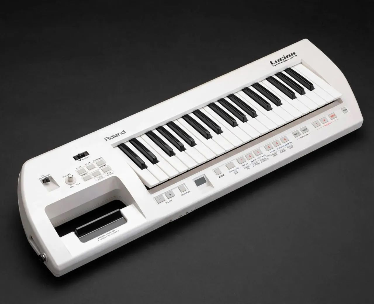 Roland Lucina Ax 09 (Keytar) - Instrumentos musicais - Santo Amaro