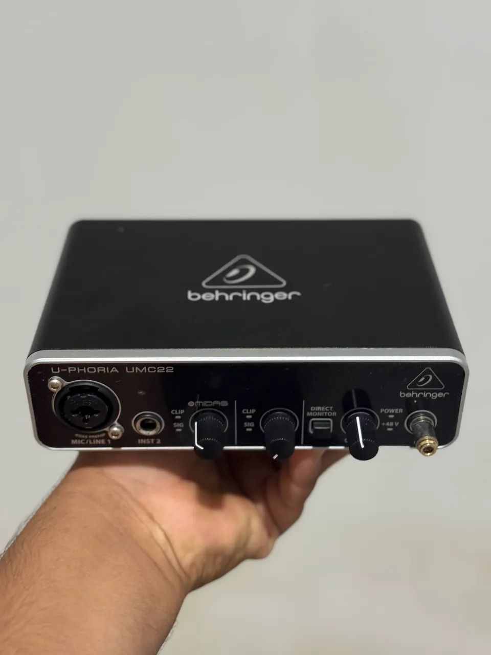 Interface de Áudio Behringer U-Phoria UMC22 - Foto 3