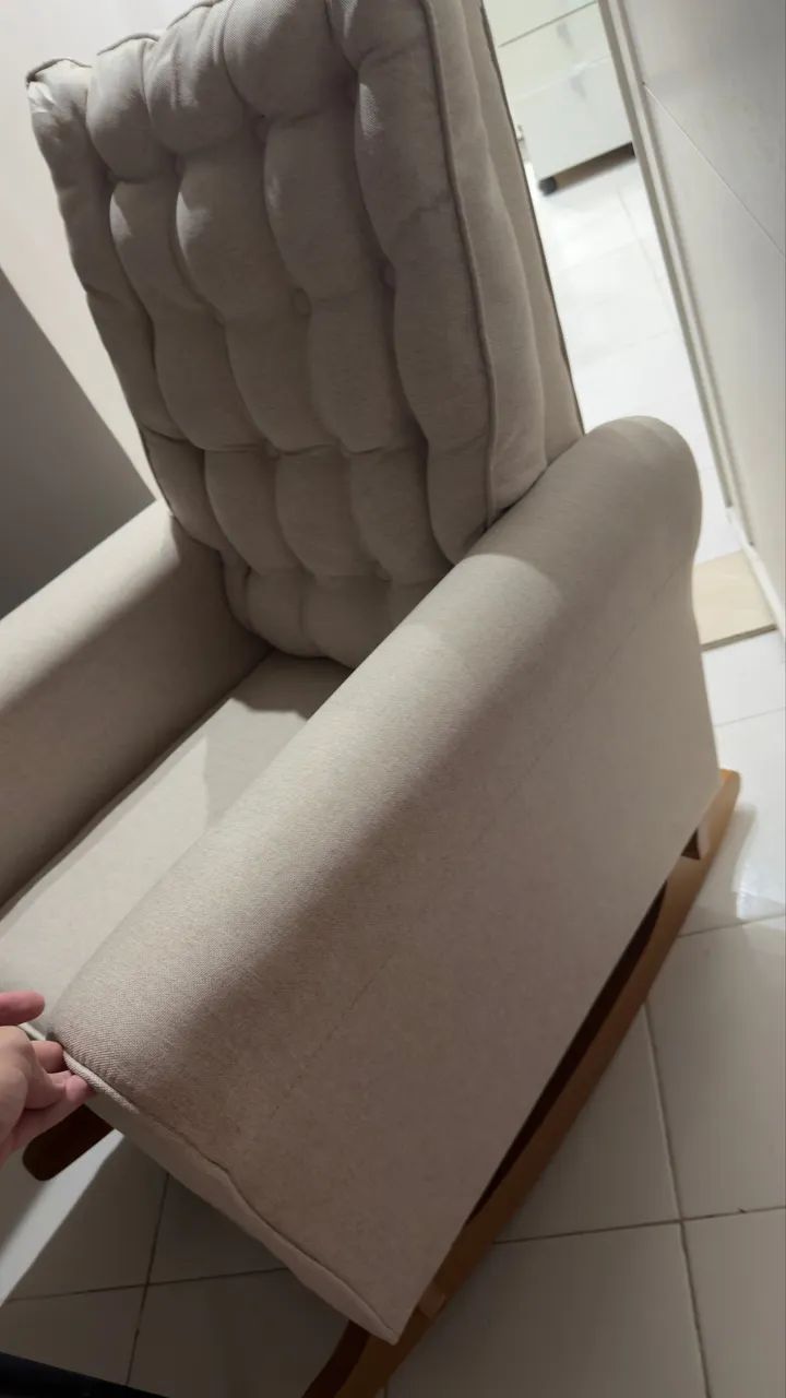 Poltrona com balanço  - Foto 2