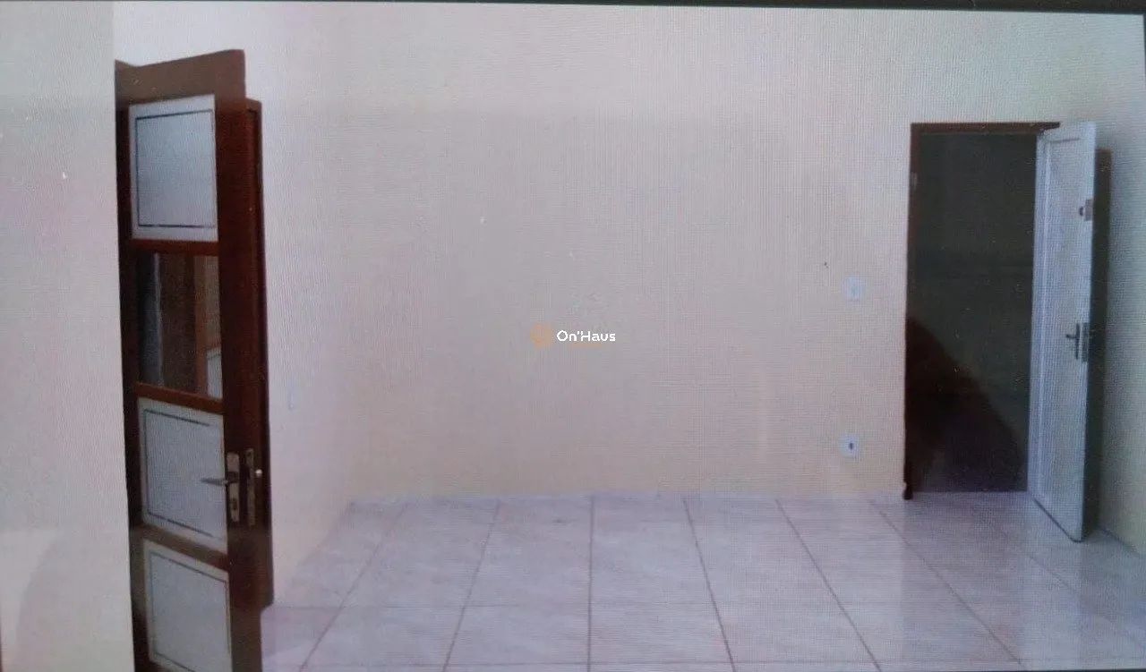Casa à venda - 2 dormitórios - Terreno com 360 m2 - Carianos - Foto 5