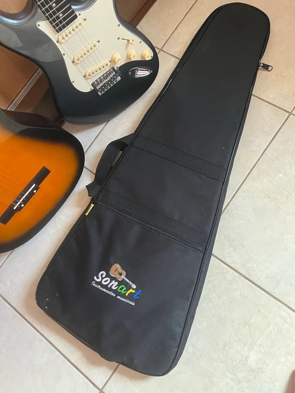Guitarra + violão  - Foto 2