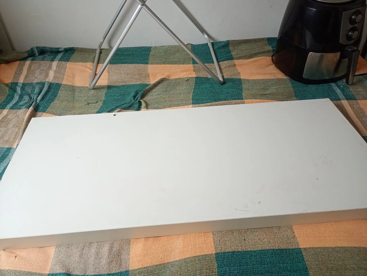 Mesa suspensa para escritório ou quarto. - Foto 4