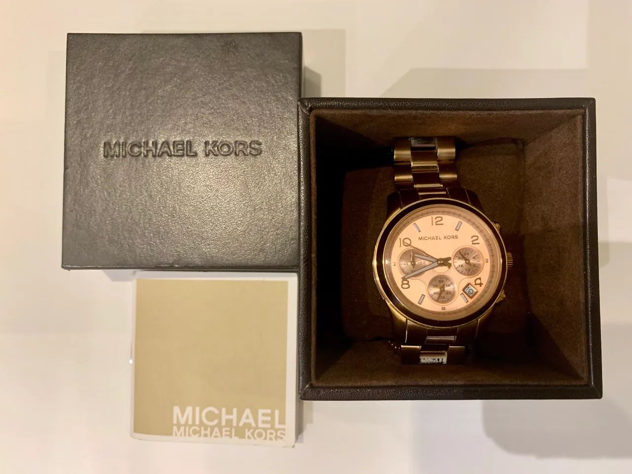 Relógio Michael Kors Feminino Dourado - Completo na Caixa - Foto 4