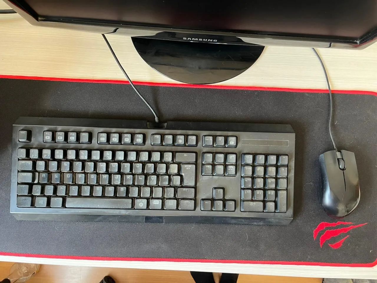 Kit teclado + mouse razer usado