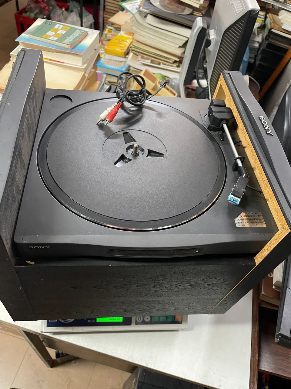 Toca disco Sony + rack + 2 caixas de som pequena
