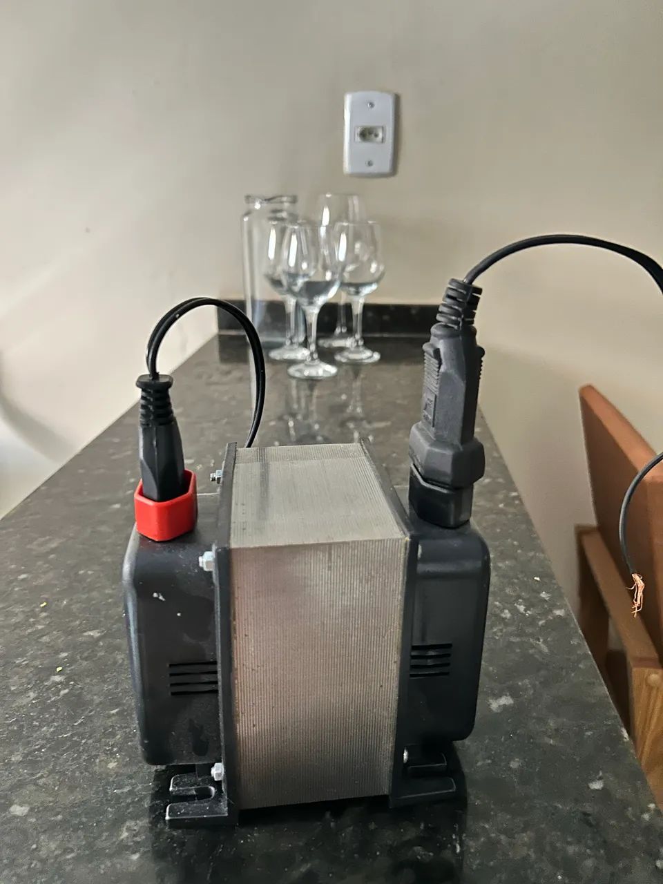 VENDE-SE UM TRANSFORMADOR  - Foto 3