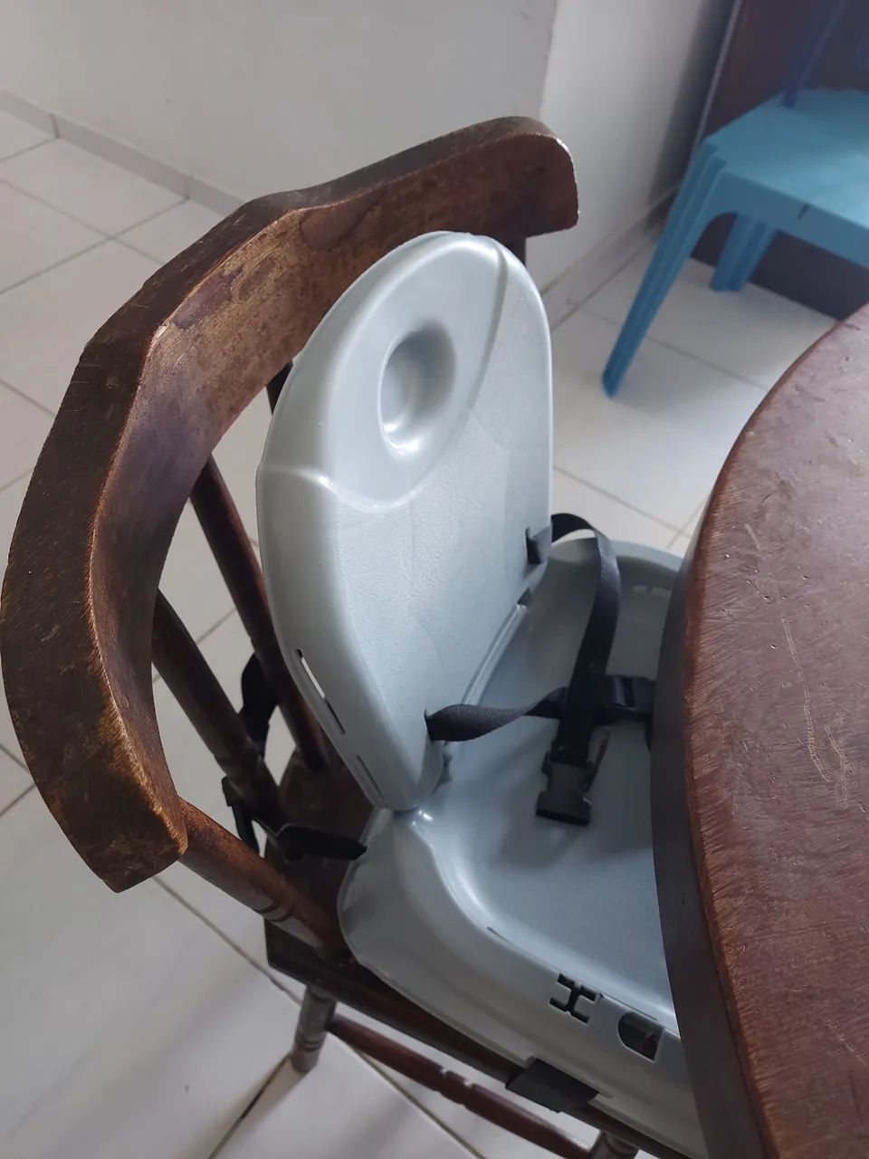 Cadeira de alimentação portátil para bebê  - Foto 5