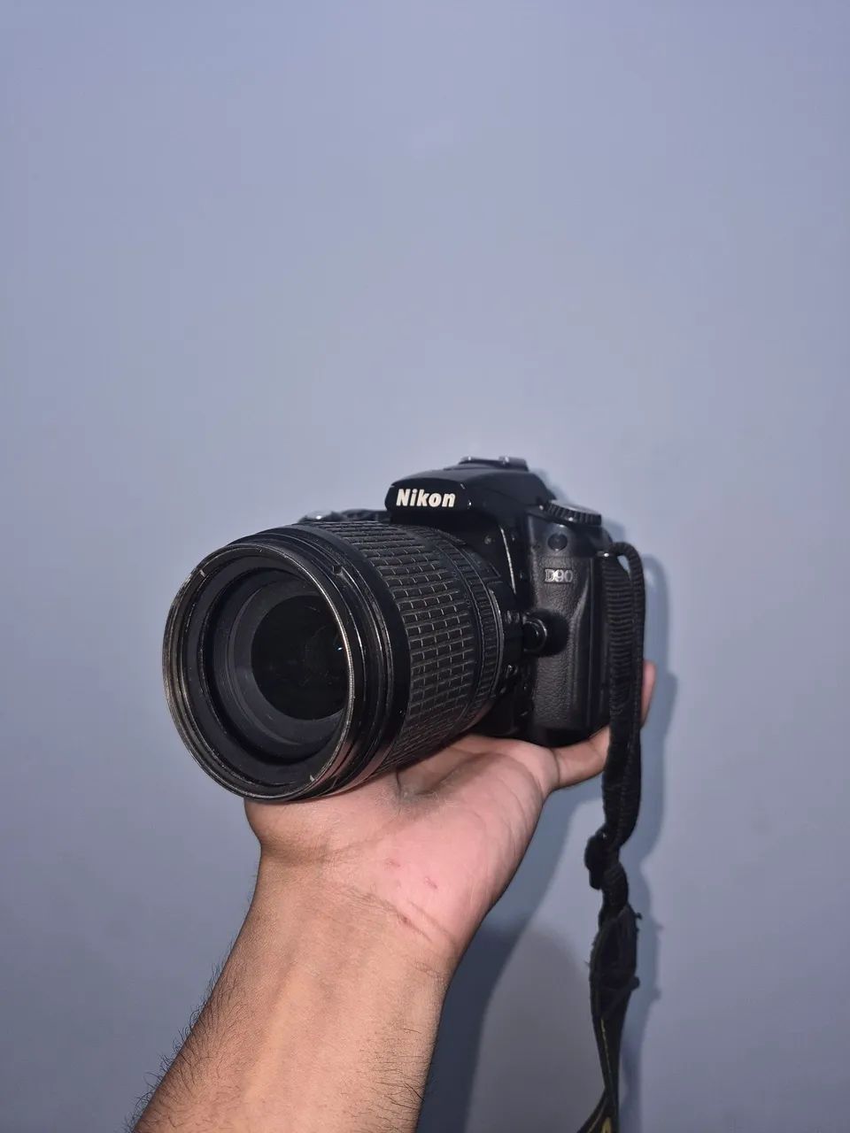 VENDO NIKON D90 USADA