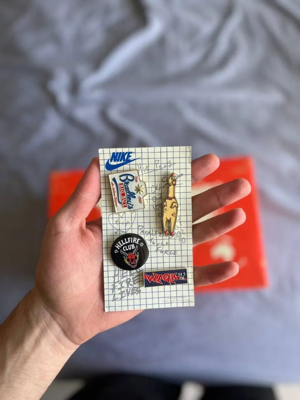 Broche do Tenis Nike Dunk Low x Stranger Things 