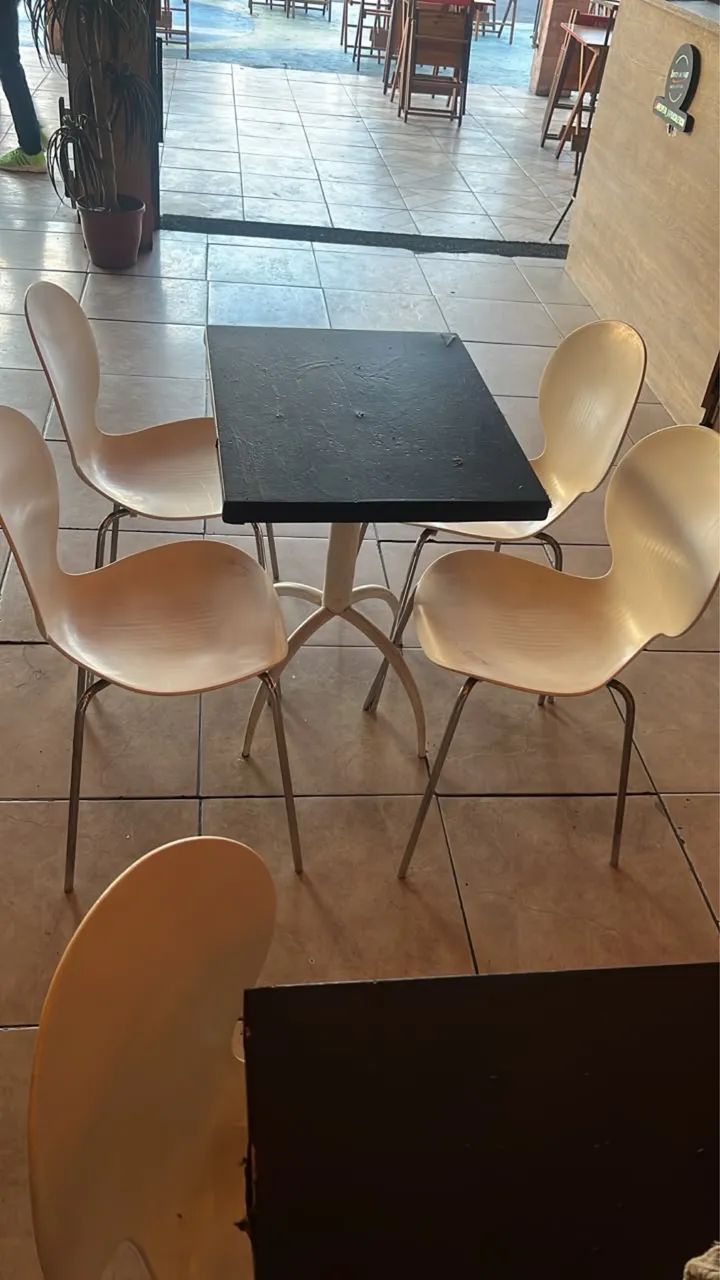 Mesa para bar e restaurante 