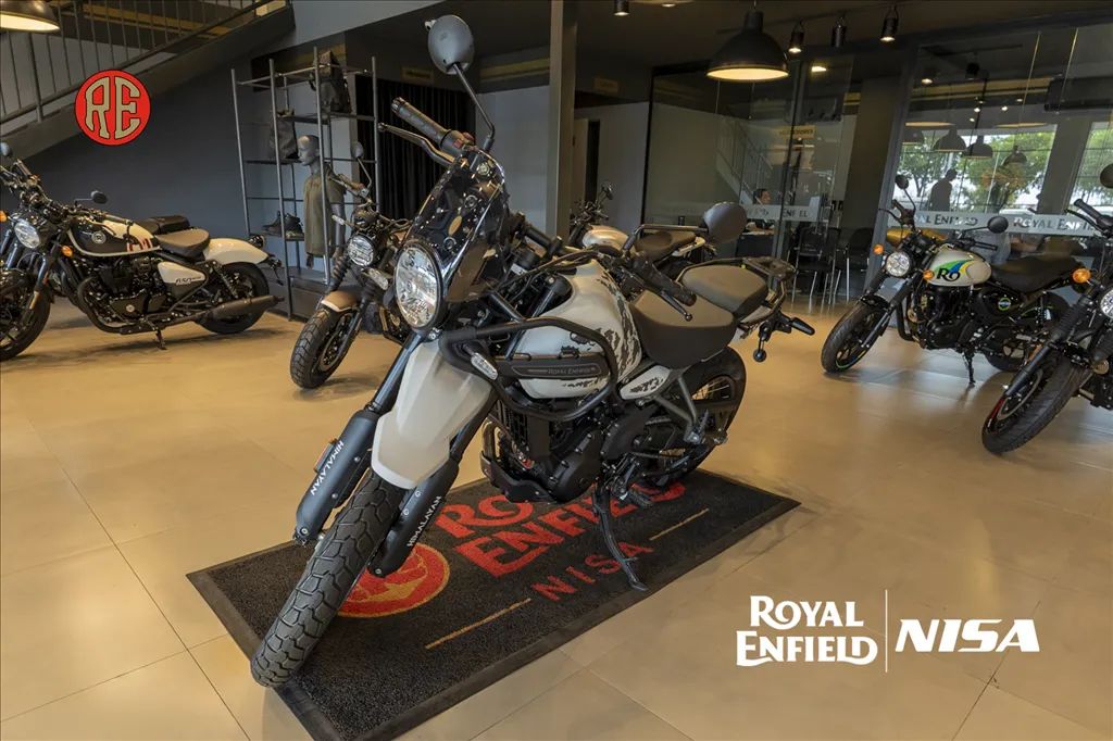 ROYAL ENFIELD HIMALAYAN 450 KAMET WHITE