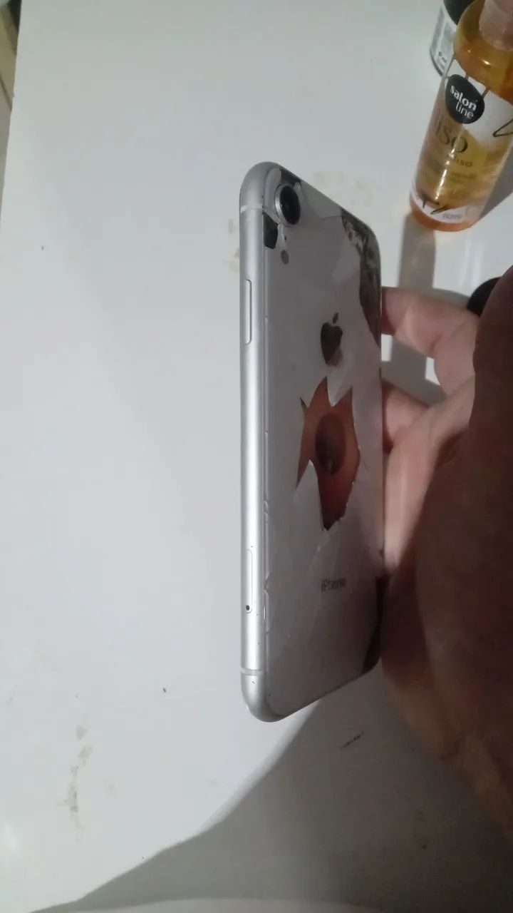  Iphone XR com Defeito - Foto 3