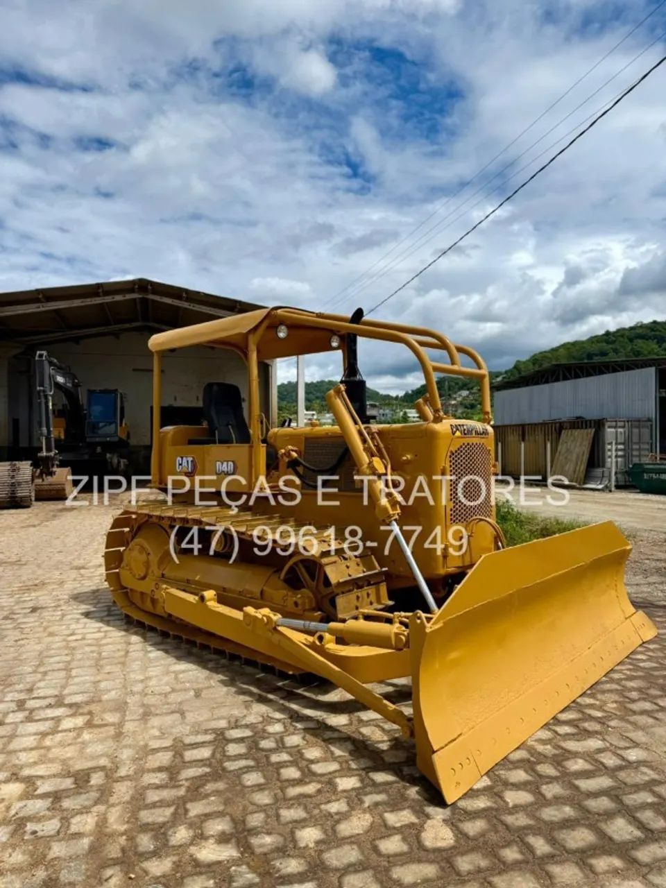 Trator de Esteira Caterpillar D4D ano 1974