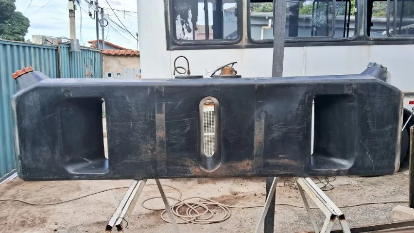 Tanque de combustível para ônibus