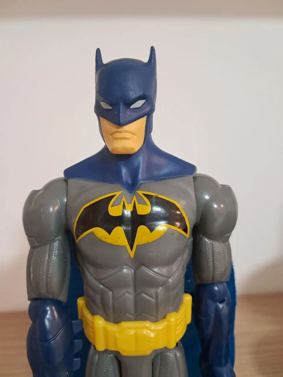 Boneco Batman articulado 30cm 