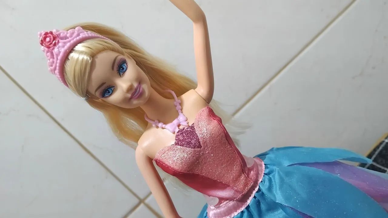 Barbie Sapatilhas Mágicas - Foto 3