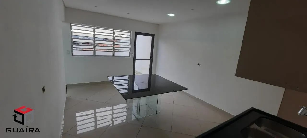 Sobrado de 250 m² no Bairro dos Casas em São Bernardo Do Campo/SP. - Foto 2