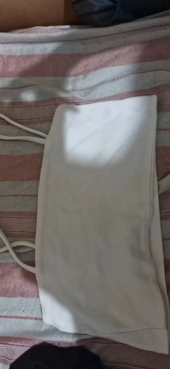 blusa cropped top academia branco tamanho p