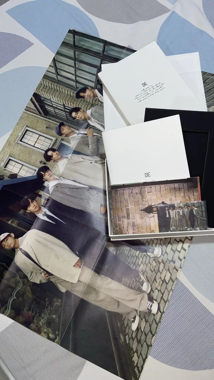 álbum BTS BE Deluxe - Foto 2