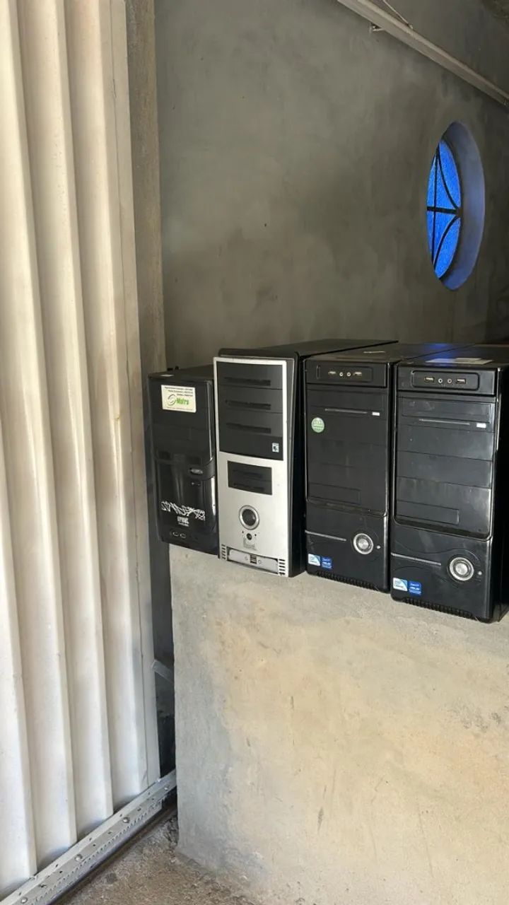 Vendo Monitores e CPUs - Foto 2