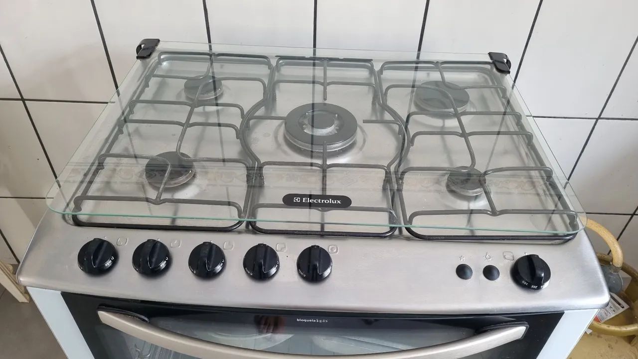 Fogão electrolux 5 bocas. - Foto 3