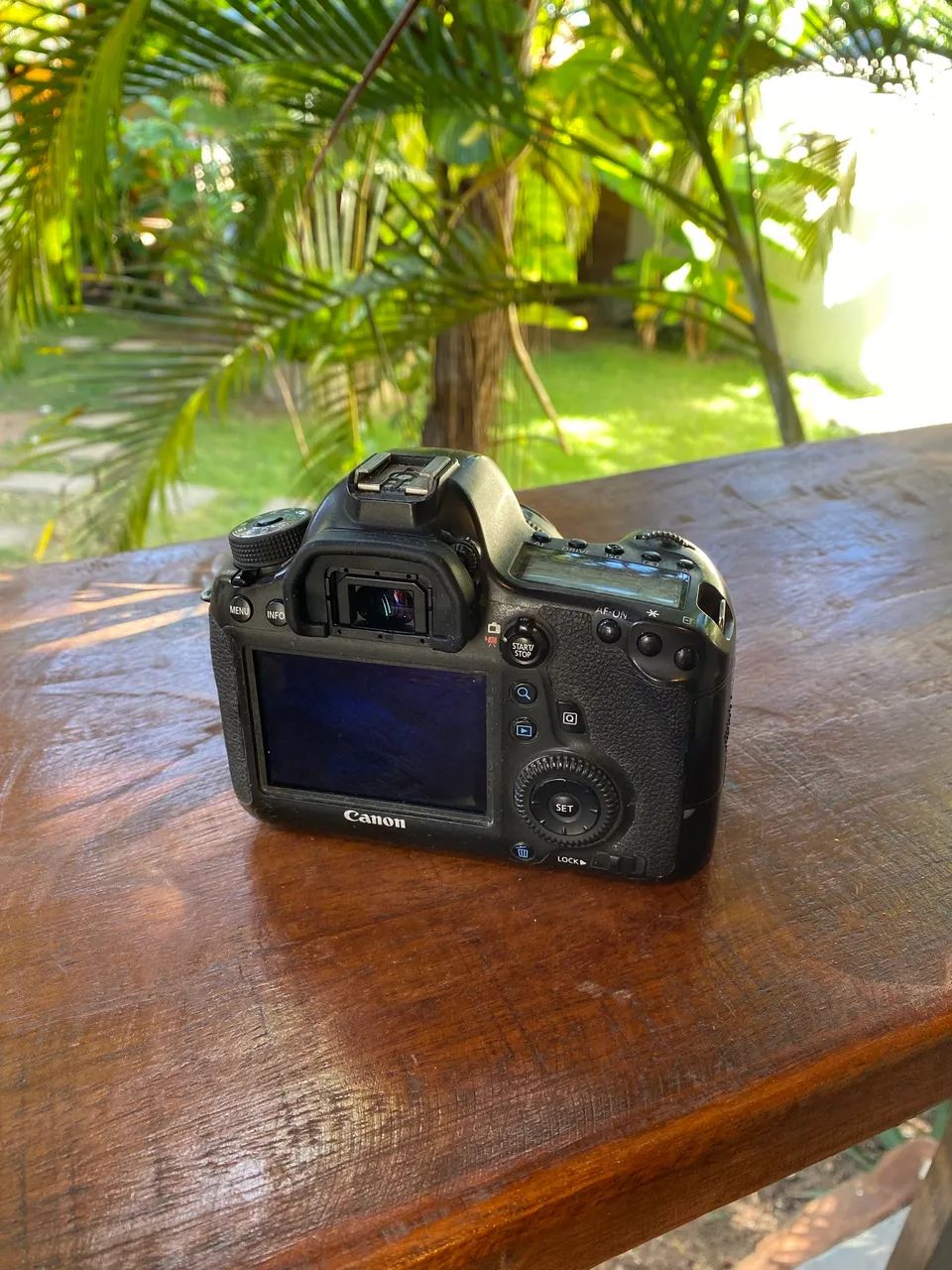 Canon EOS 6D Câmera Profissional Digital + Lente 50mm f1.4 + 2 baterias e carregador - Foto 4