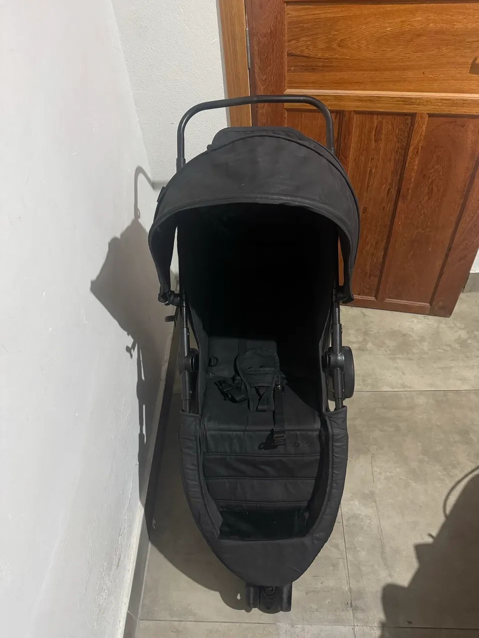 Vendo carrinho de bebê - Foto 4
