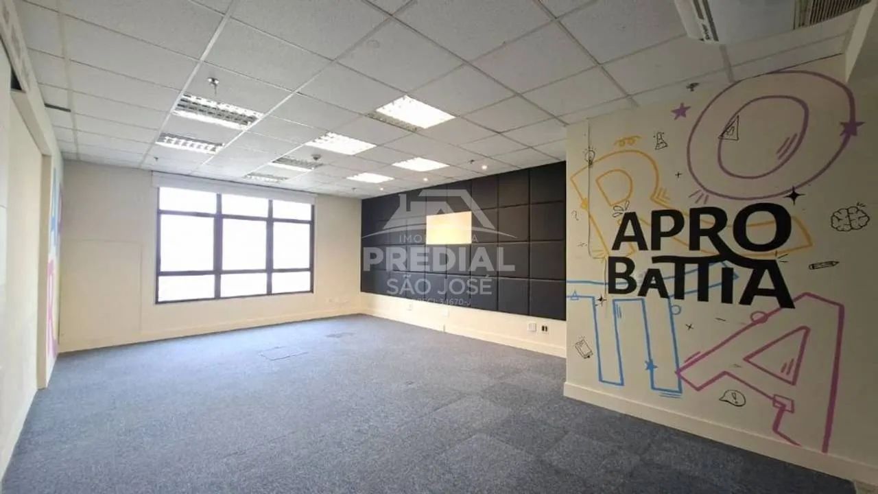 Sala comercial de 37 m² com andar alto e Ar-condicionado  Jardim Aquarius