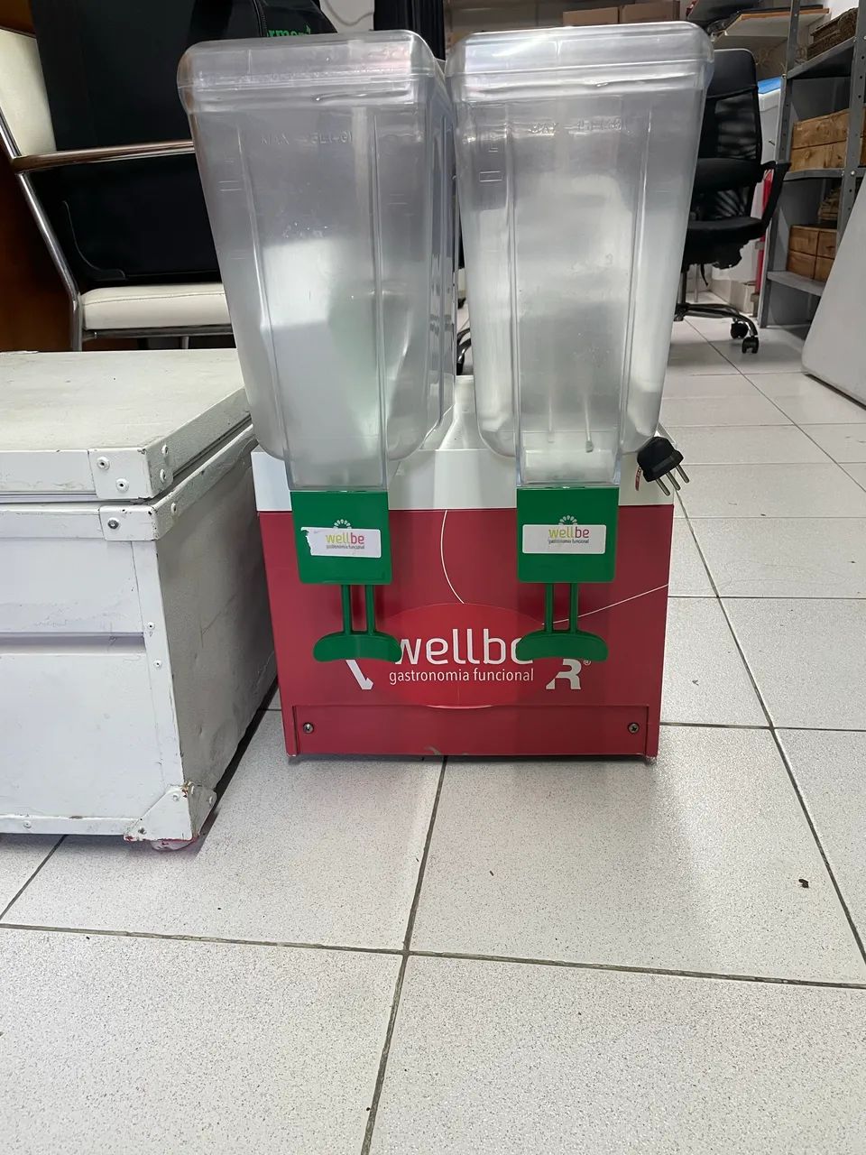Refresqueira Dupla 30 Litros - 2 Cubas de 15L - 220V