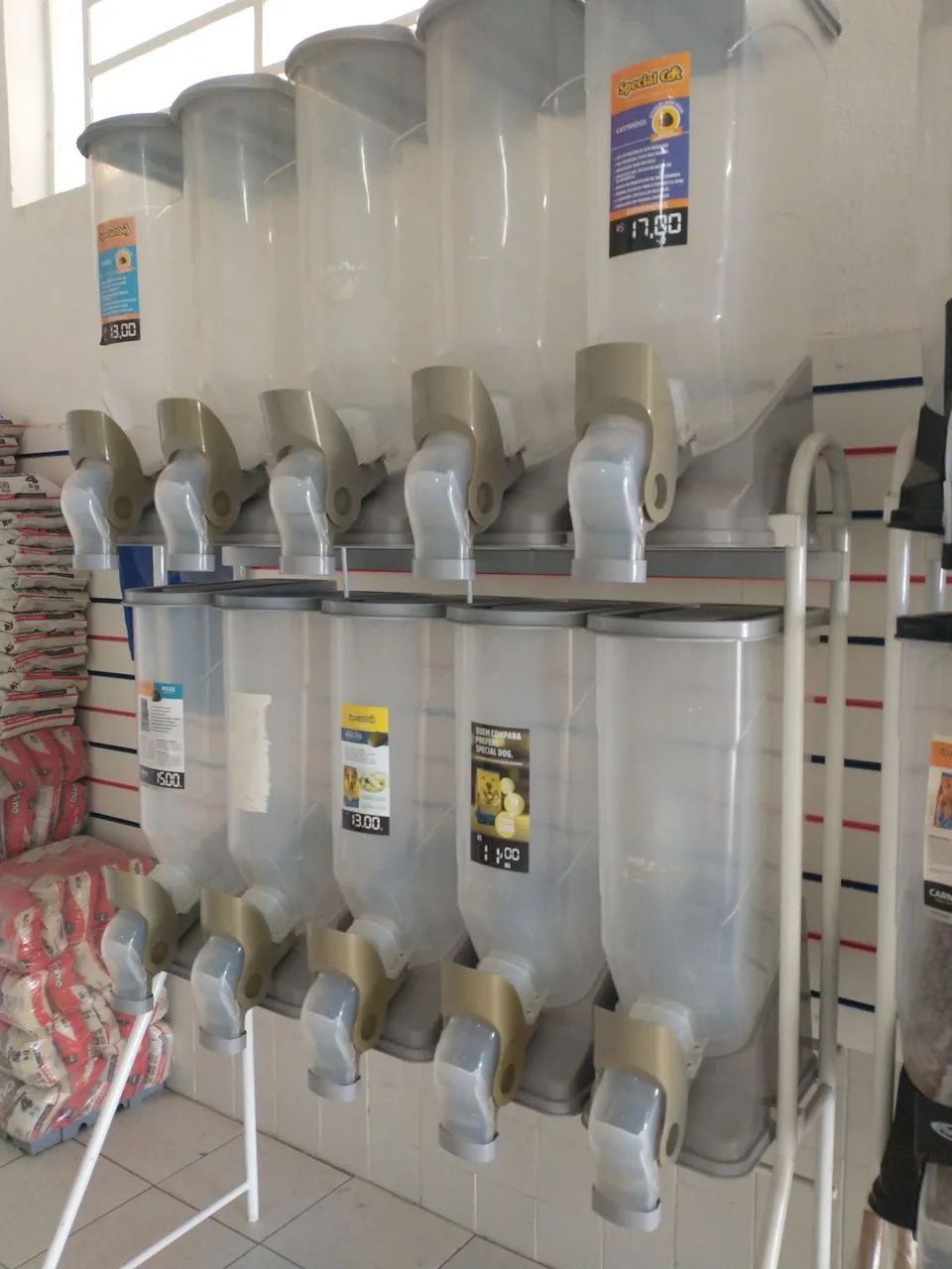 Dispenser de Ração  - Foto 3