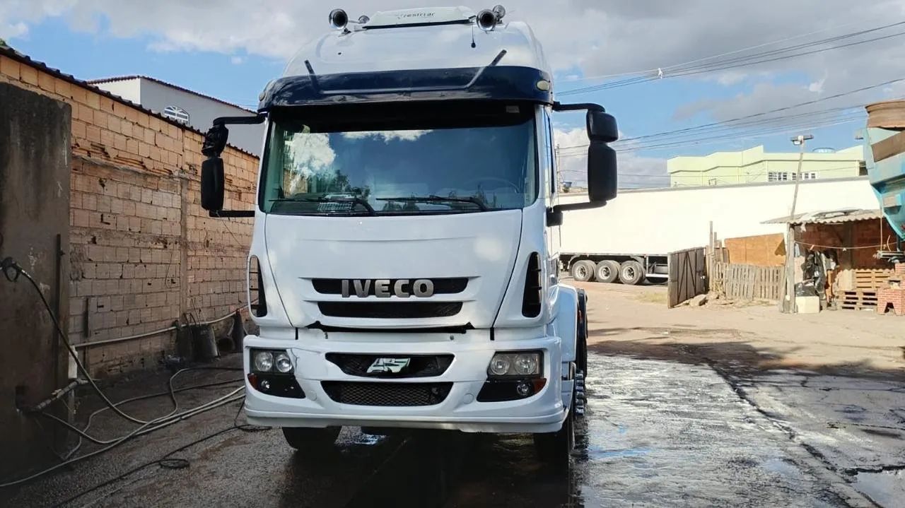 Iveco 330 cursor