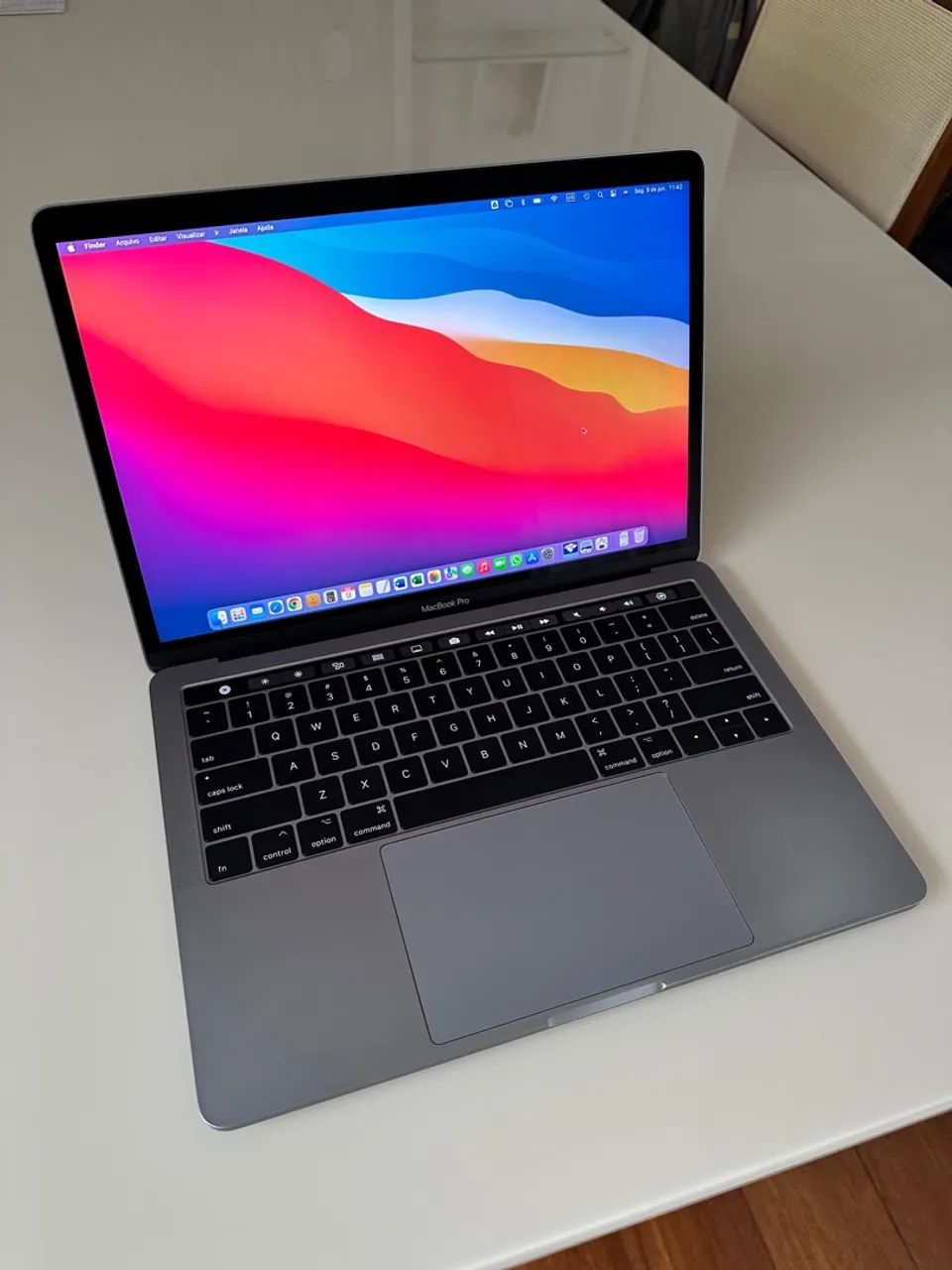 MacBook Pro Touchbar 2017 - Tela Retina - 13 polegadas - Cinza Espacial - Foto 2