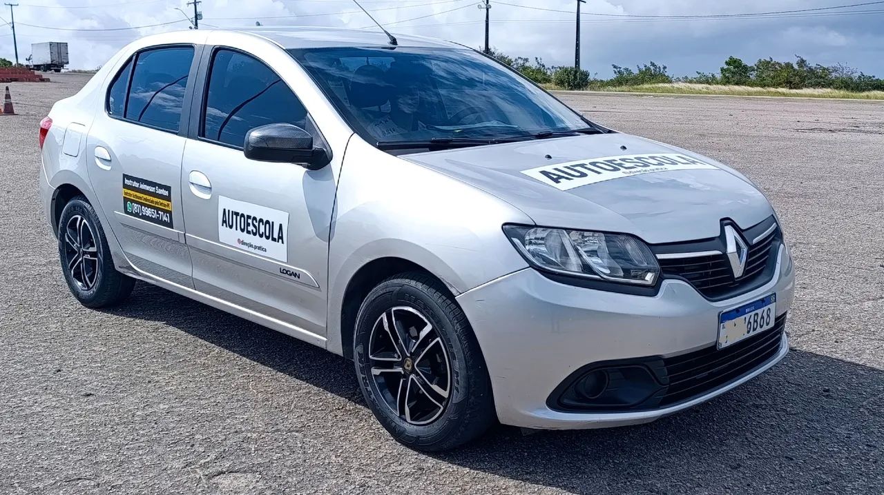 Renault Logan EXPRESSION HI-FLEX 1.6 8V 4P 2014