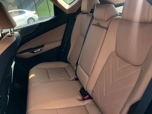 Lexus NX-450h+ AWD 2.5 16V Aut. (Híbrido), foto 9 de 14