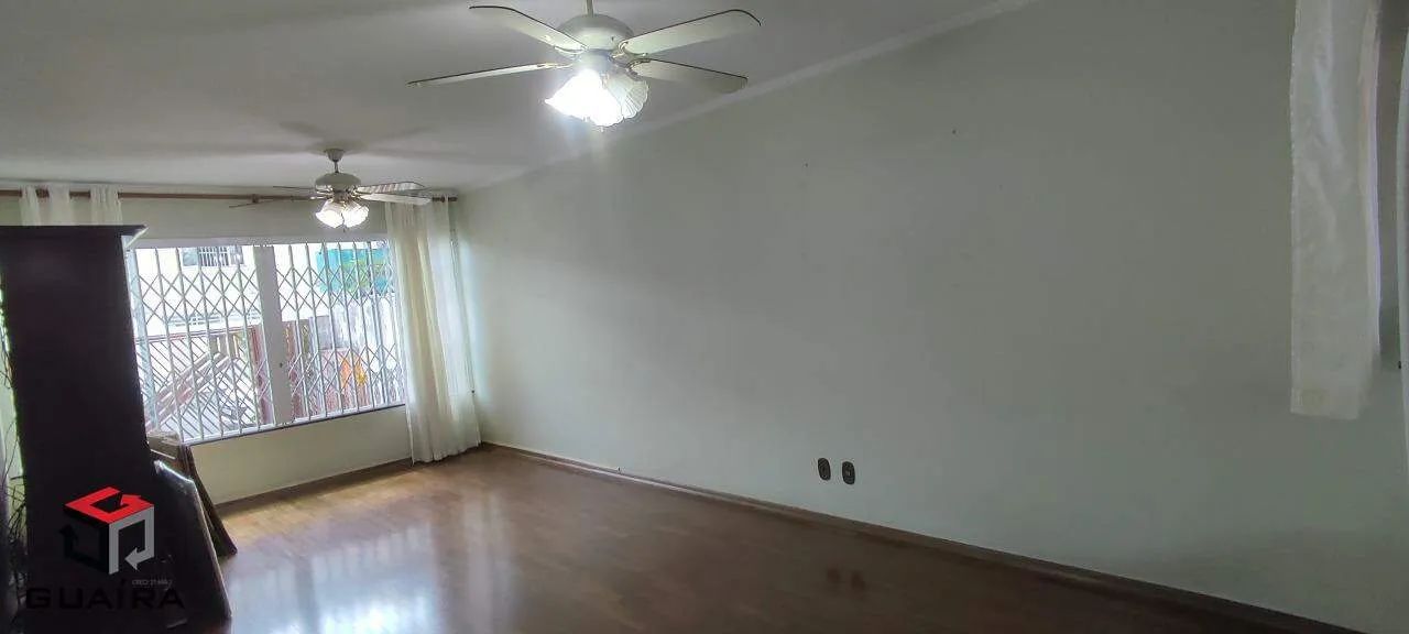 Sobrado à venda 3 quartos 1 suíte 4 vagas Bastos - Santo André - SP