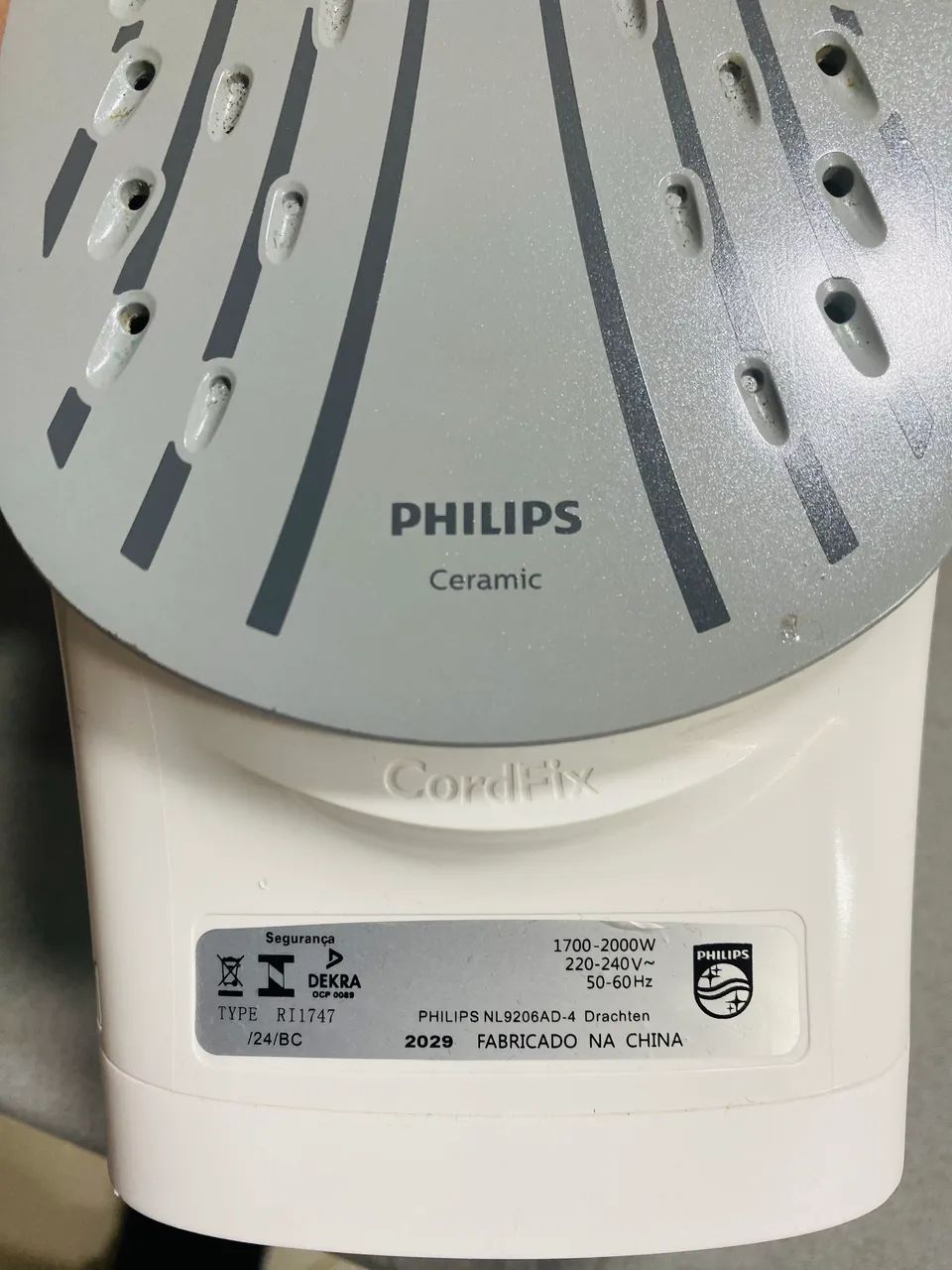 Ferro de passar roupas Philips Walita EasySpeed 2000w - Foto 3