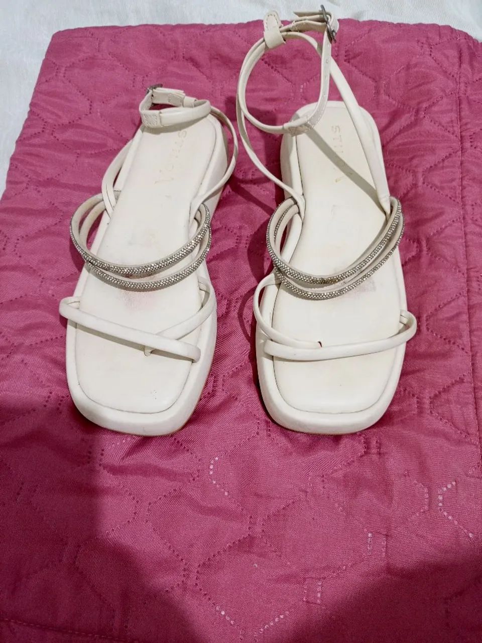 Papete Feminina 