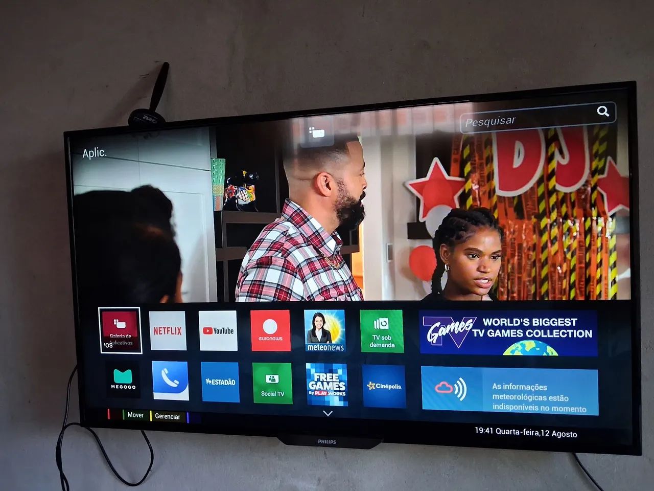 Vendo Smart tv Philips 43 polegadas  - Foto 2