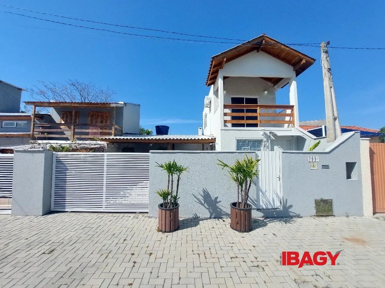 Excelente Casa 1 dormitório(s) em Campeche - Florianópolis