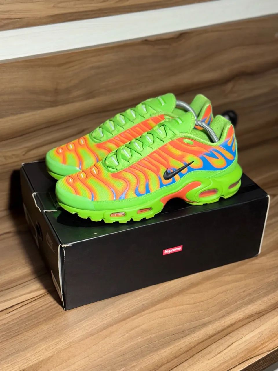 Nike air Max plus X Supreme 